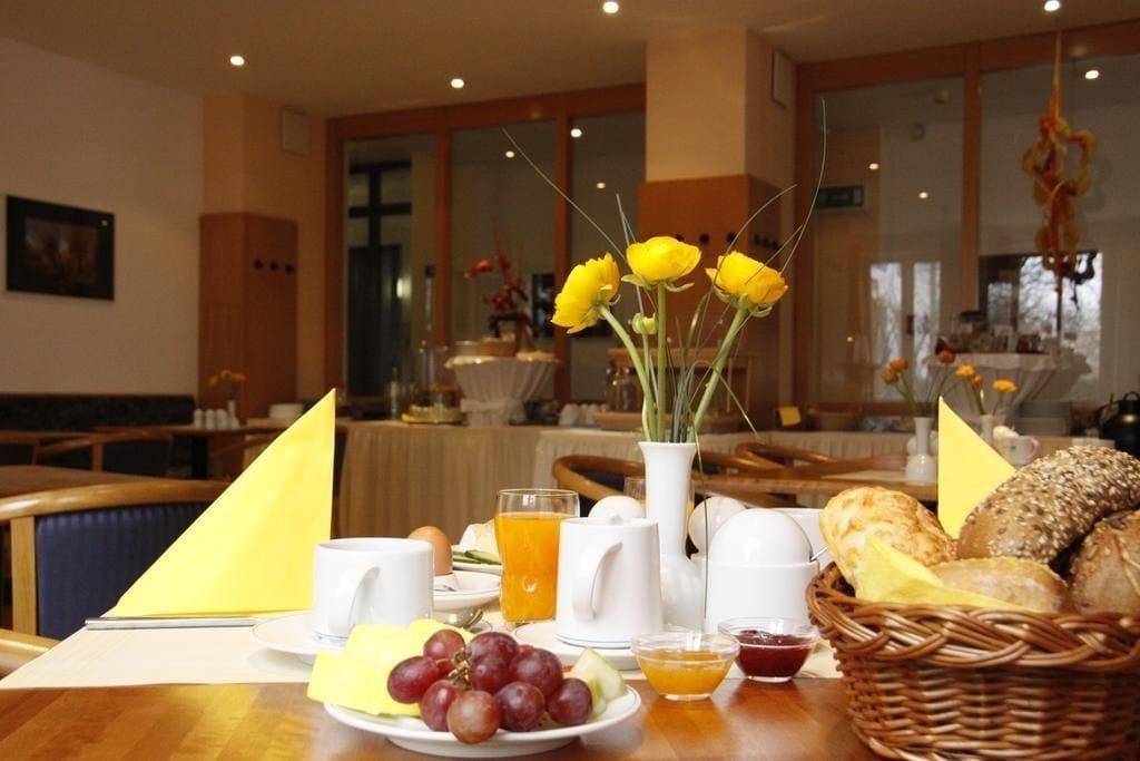 Prima Hotel Havelland Groß Kreutz Buitenkant foto